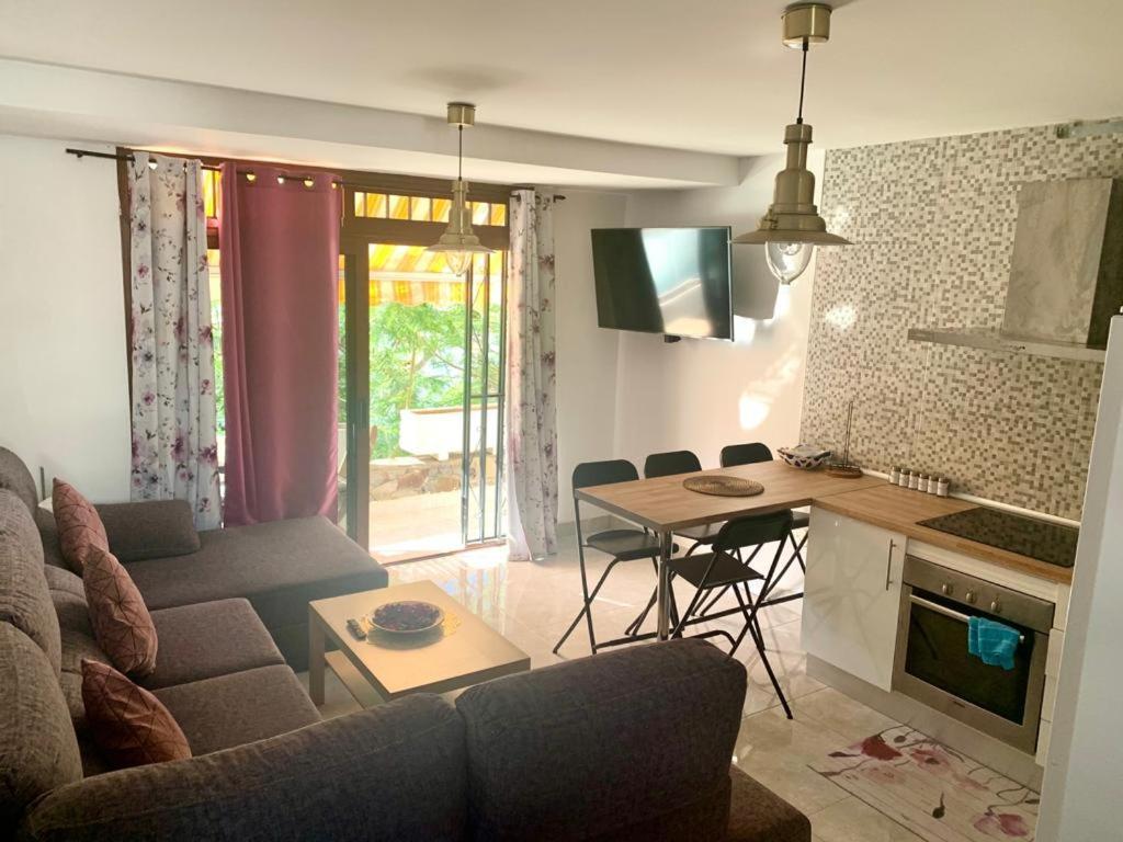 Duplex-Bungalow In Playa De Las Americas,3 Minutes Near The Best Beaches In Tenerife ภายนอก รูปภาพ